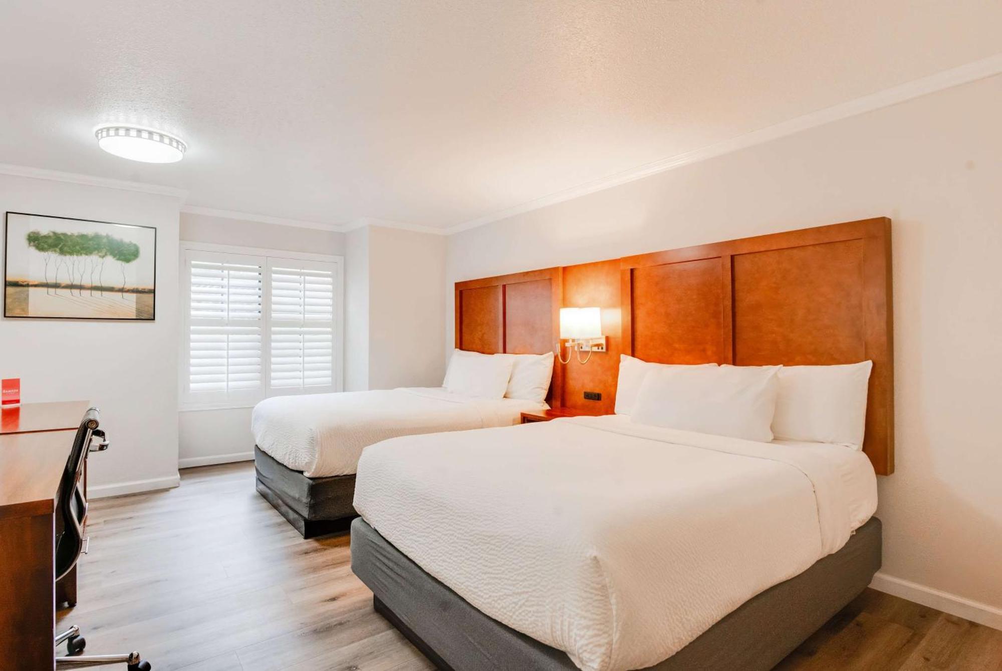 Ramada By Wyndham Mountain View Hotell Eksteriør bilde